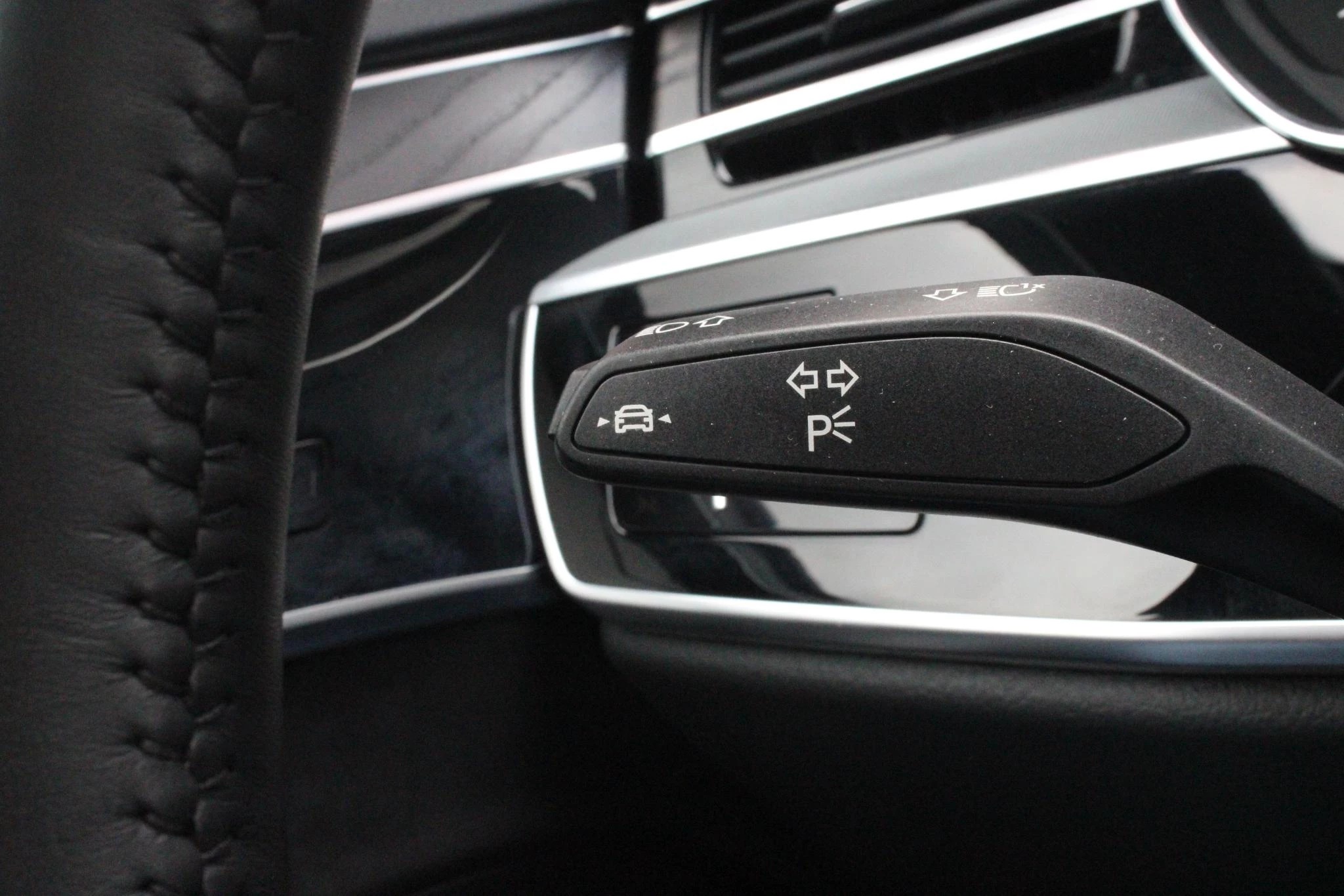 Hoofdafbeelding Audi A8