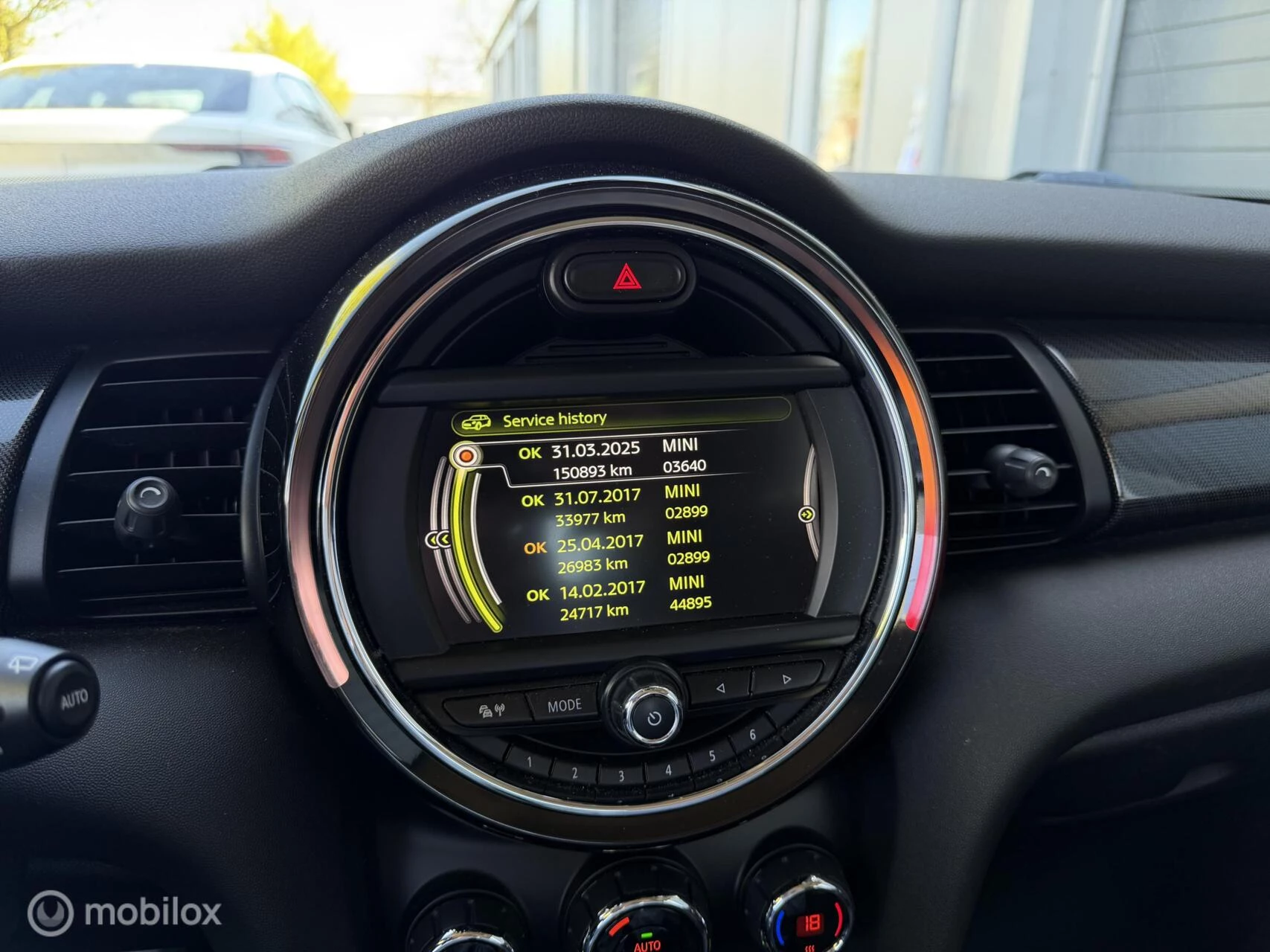 Hoofdafbeelding MINI One