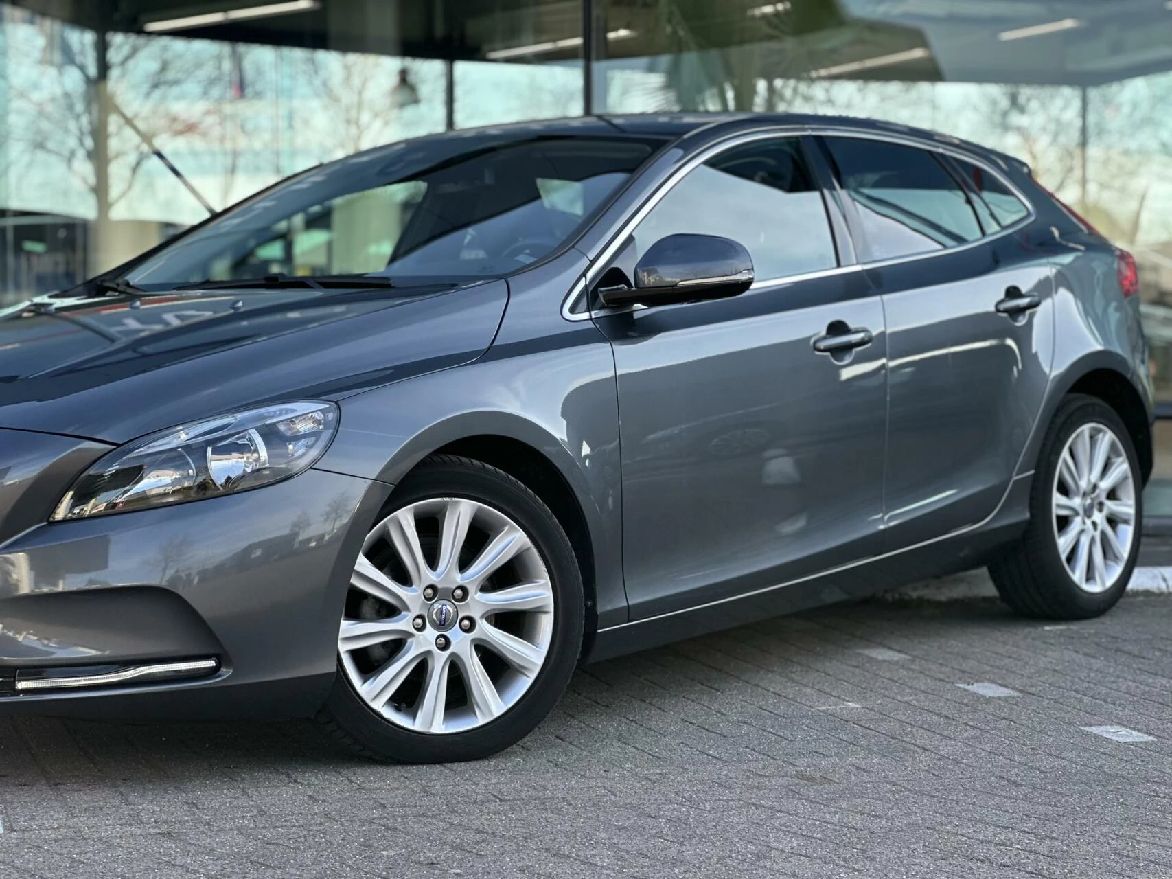 Hoofdafbeelding Volvo V40