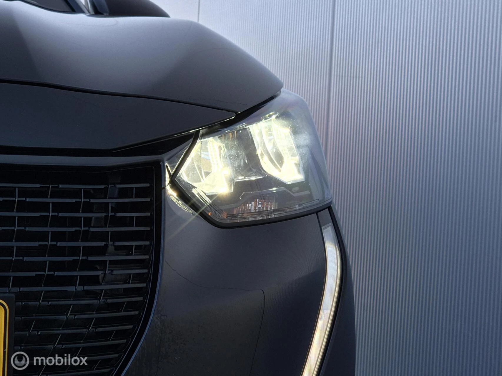 Hoofdafbeelding Peugeot e-208