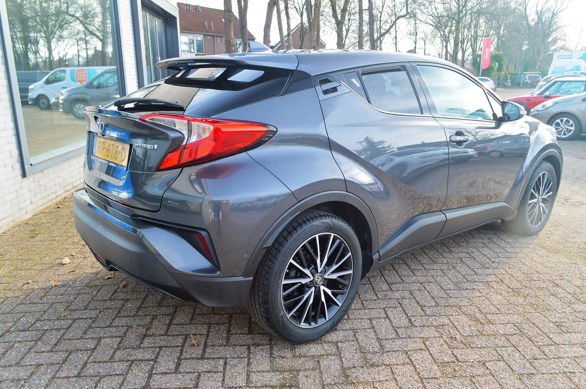 Hoofdafbeelding Toyota C-HR