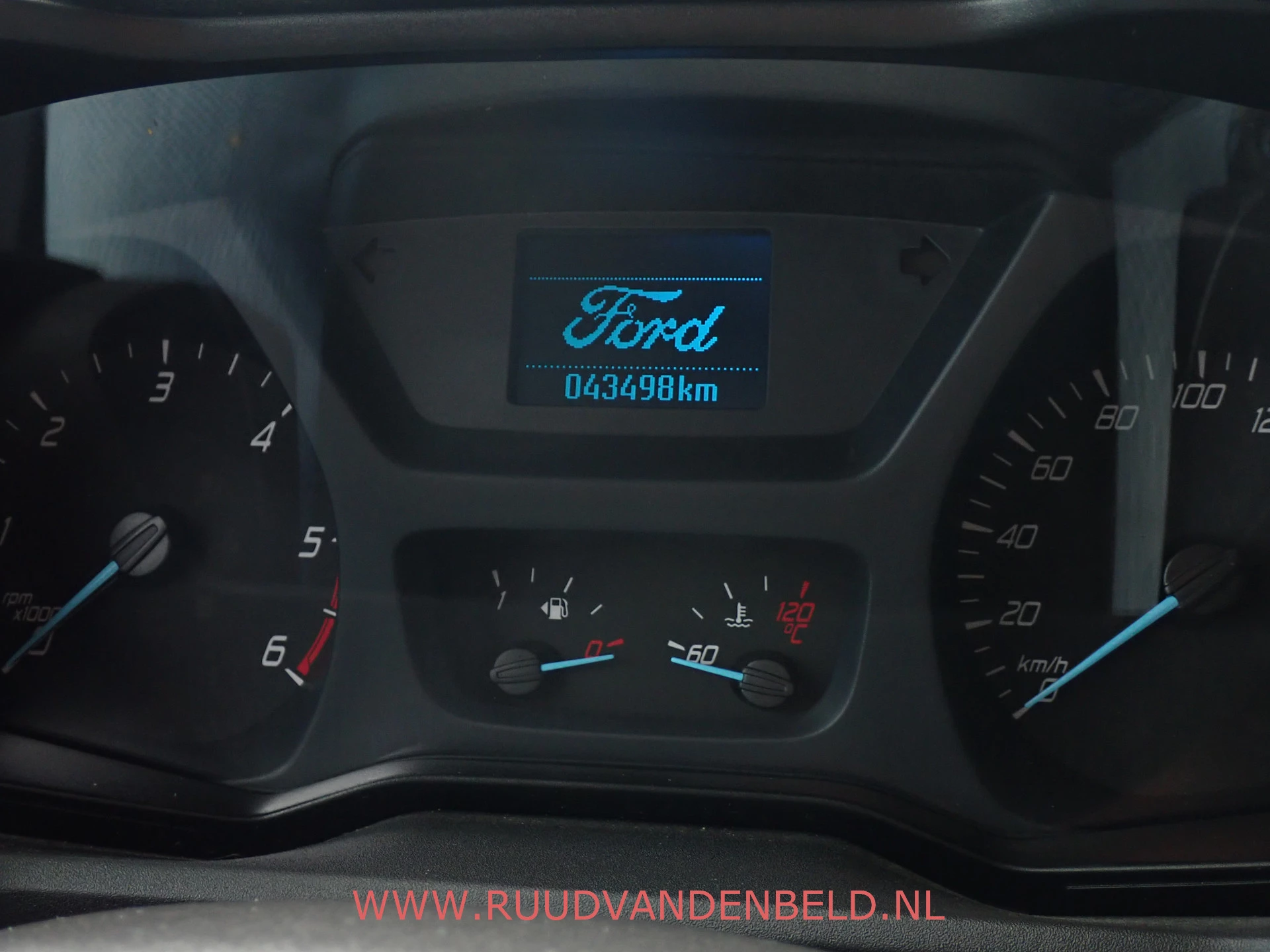 Hoofdafbeelding ROLLER TEAM AUTO-ROLLER 284 TL