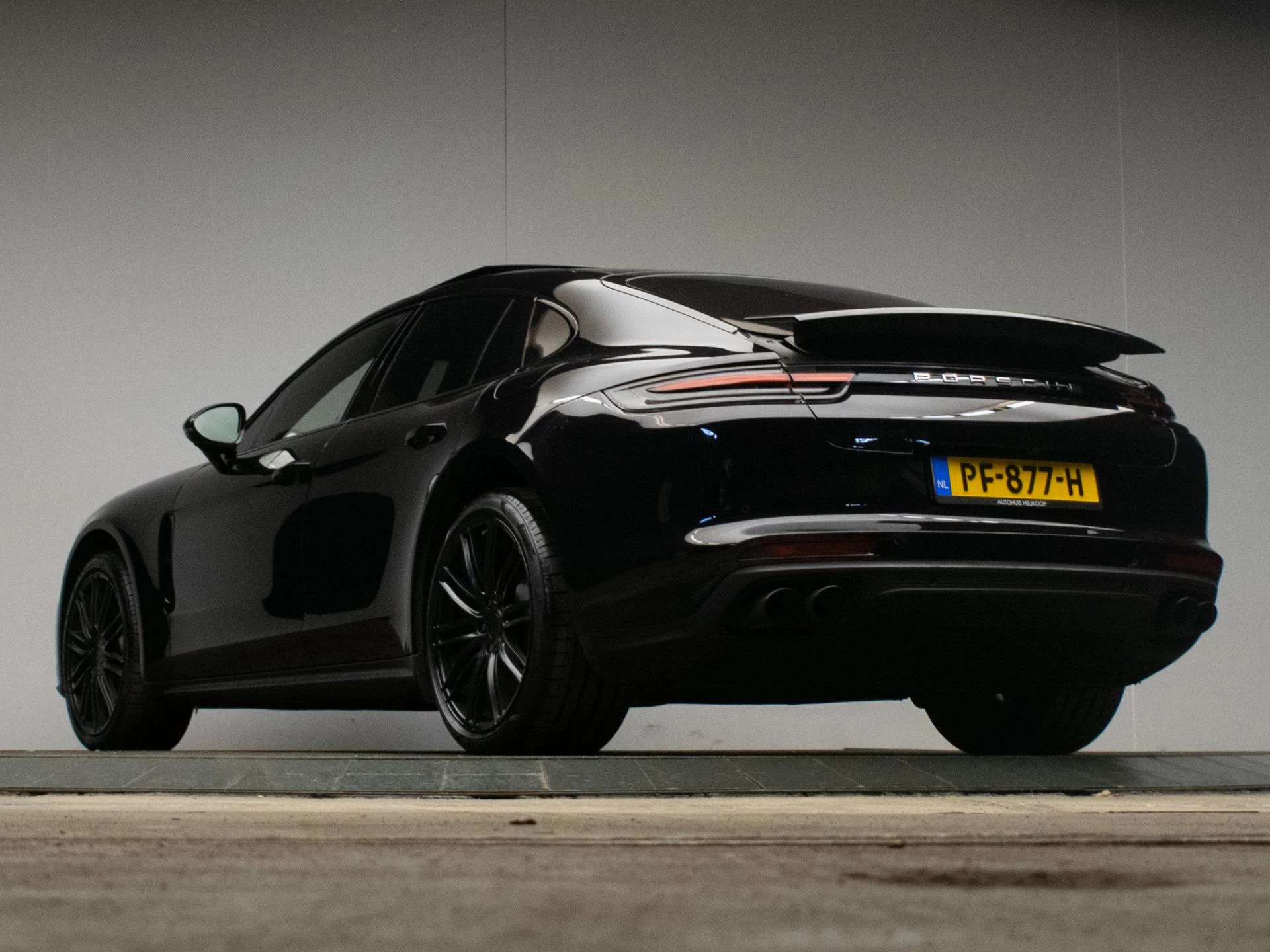 Hoofdafbeelding Porsche Panamera