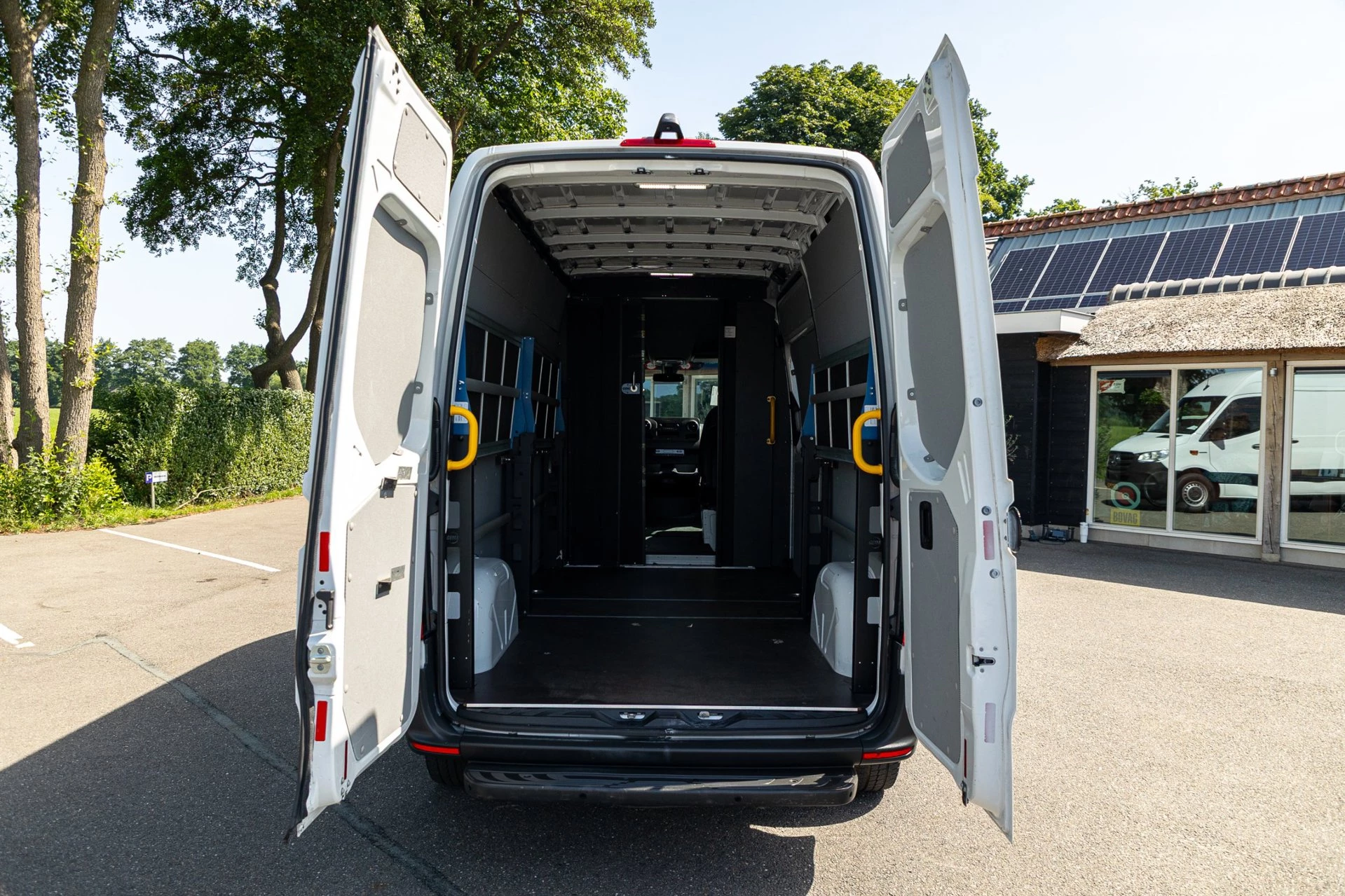 Hoofdafbeelding Mercedes-Benz eSprinter
