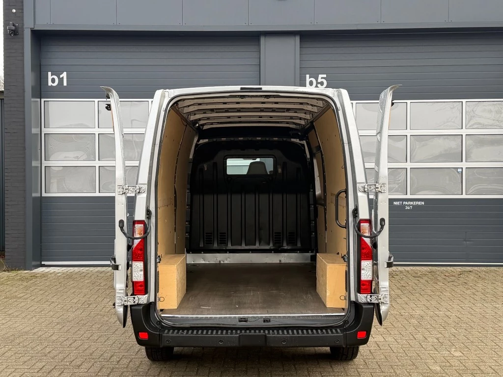 Hoofdafbeelding Opel Movano