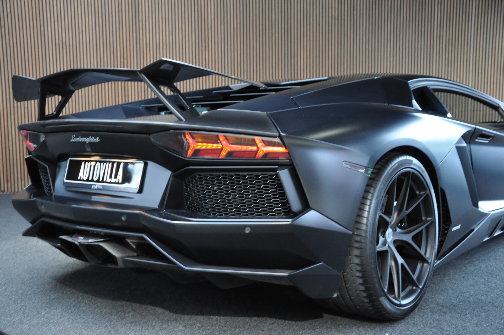 Hoofdafbeelding Lamborghini Aventador