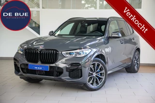 BMW X5 xDrive45e High Executive 6 Cil. BTW 1 eig. M-Sport Competition 50 years Pano HUD Trekhaak Full Options Dealeronderhouden