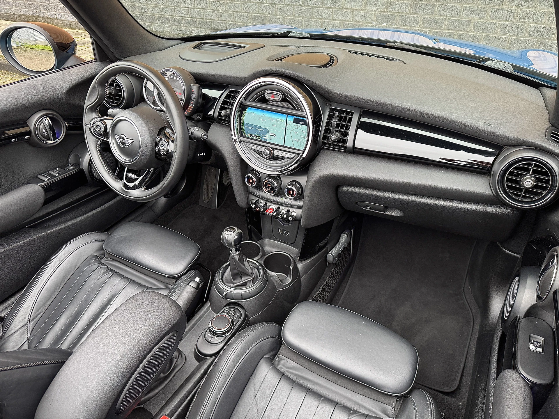 Hoofdafbeelding MINI Cooper Cabrio