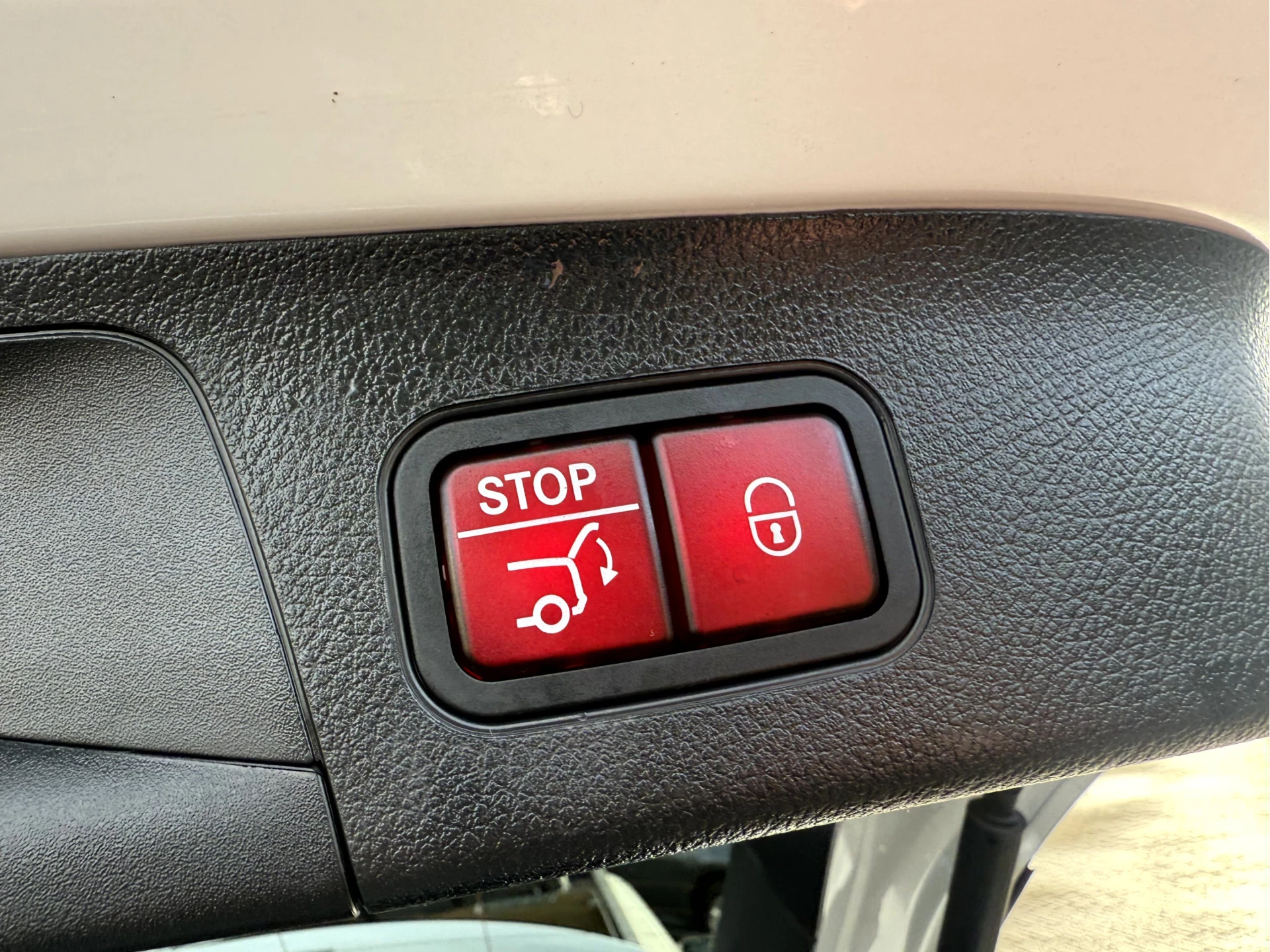 Hoofdafbeelding Mercedes-Benz EQA