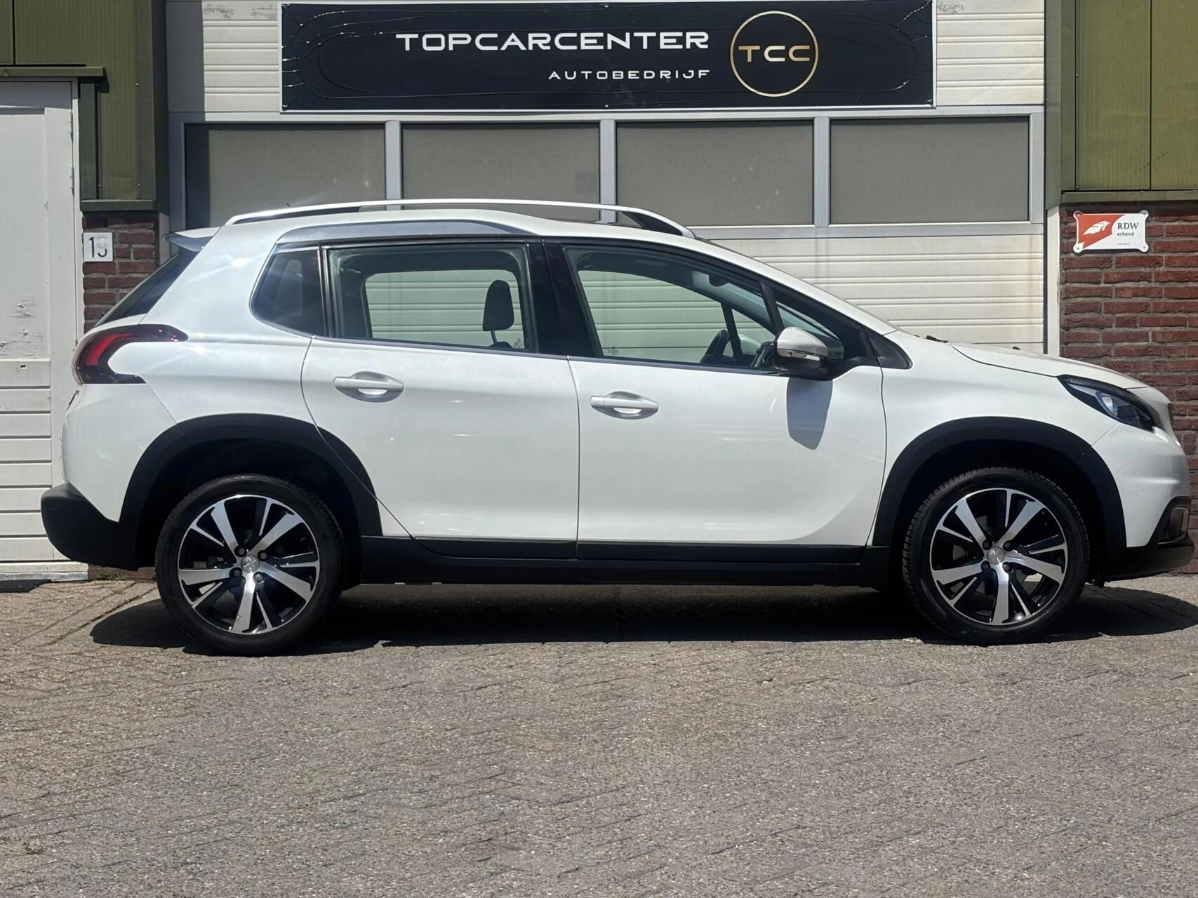 Hoofdafbeelding Peugeot 2008