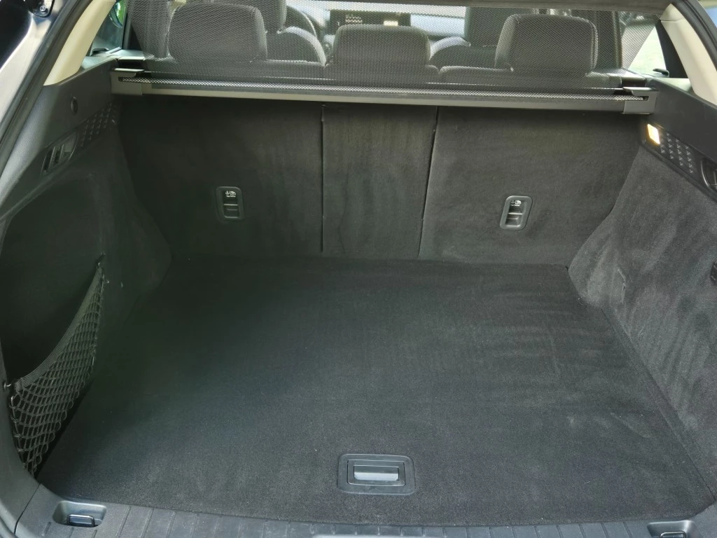 Hoofdafbeelding Mazda CX-60