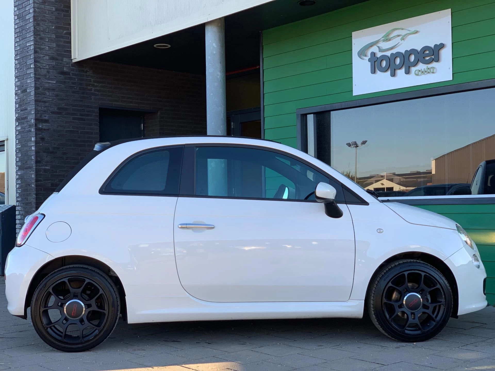 Hoofdafbeelding Fiat 500C