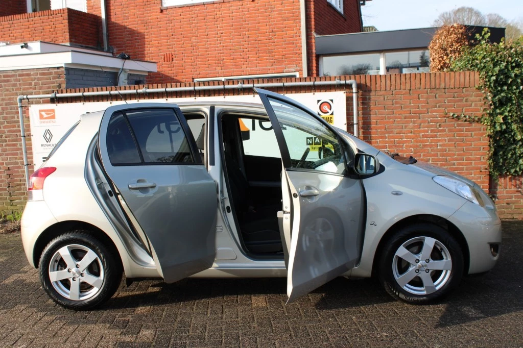 Hoofdafbeelding Toyota Yaris
