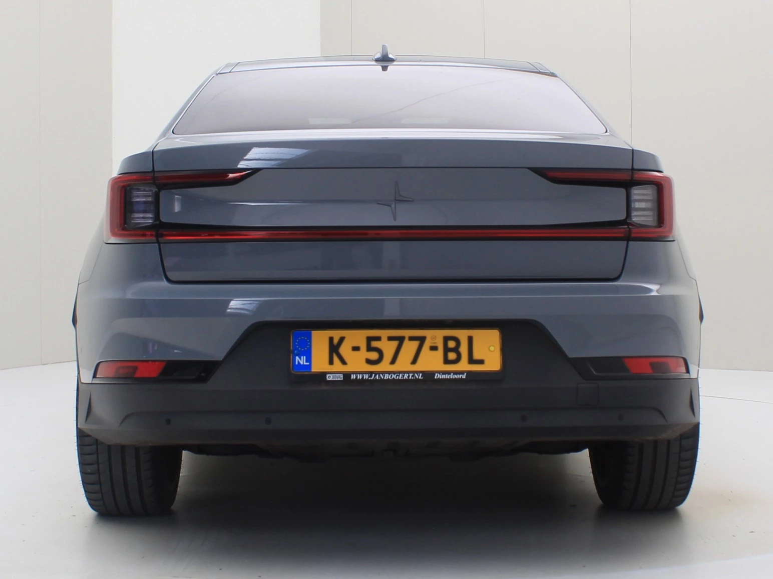 Hoofdafbeelding Polestar 2