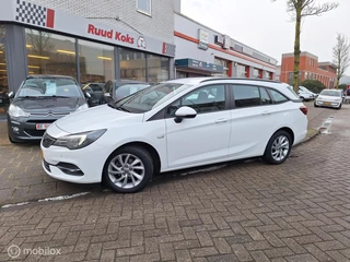 OPEL ASTRA SPORTS TOURER 1.2 EDITION / Carplay / Camera /