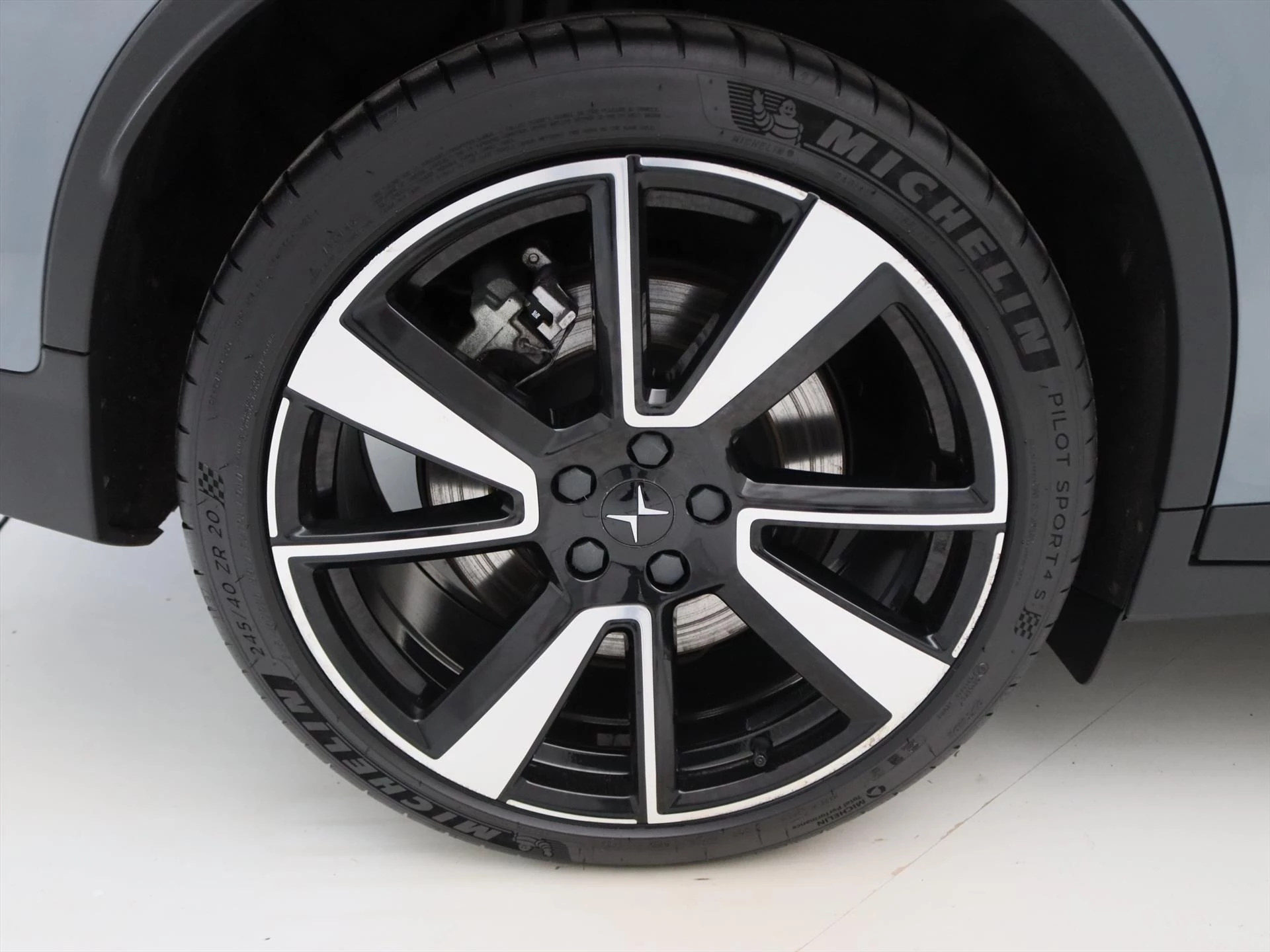Hoofdafbeelding Polestar 2