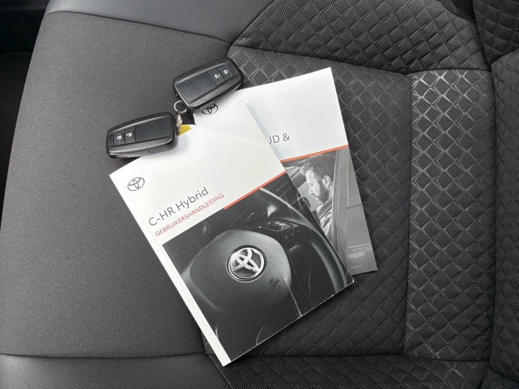 Hoofdafbeelding Toyota C-HR