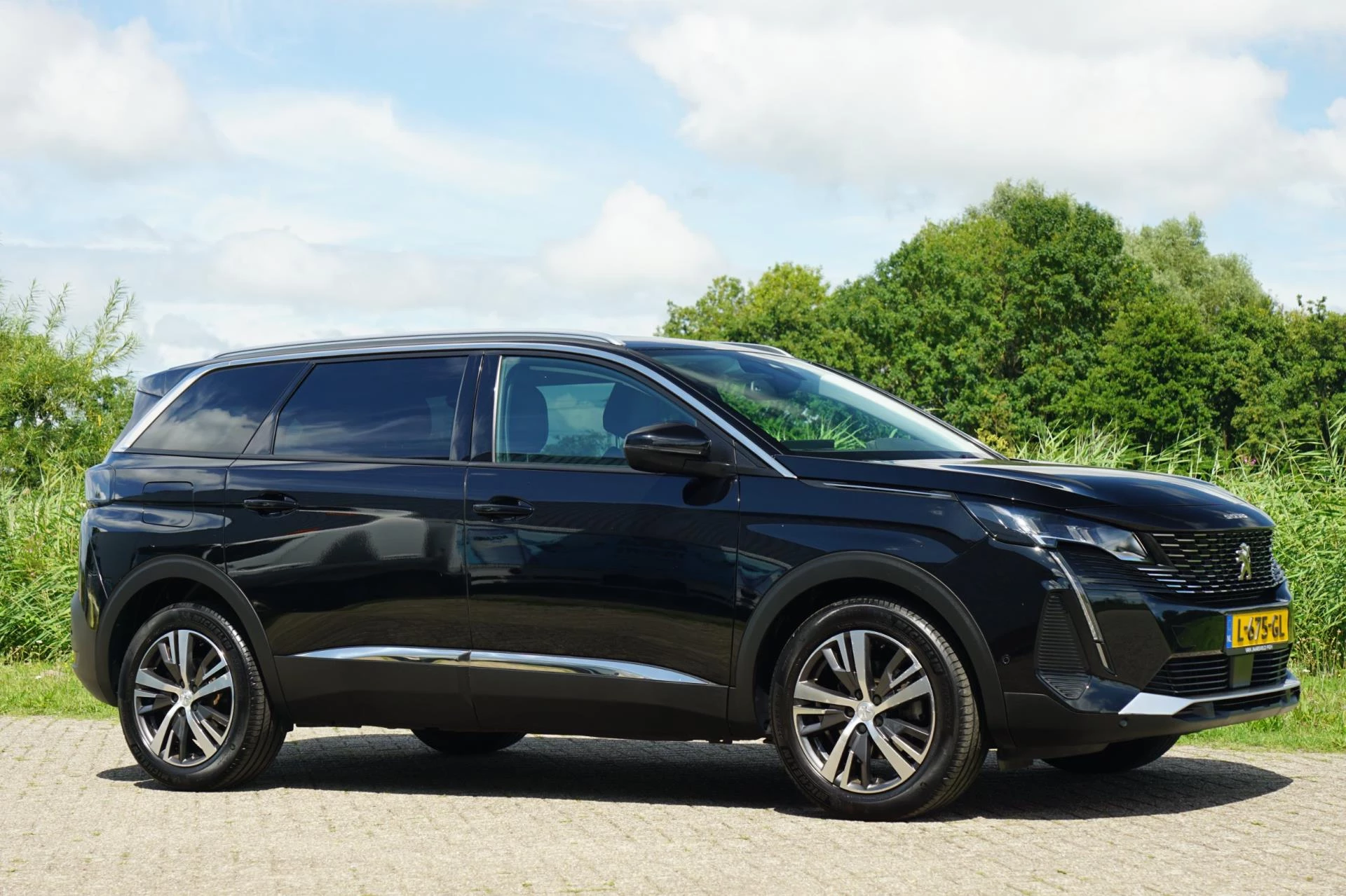 Hoofdafbeelding Peugeot 5008