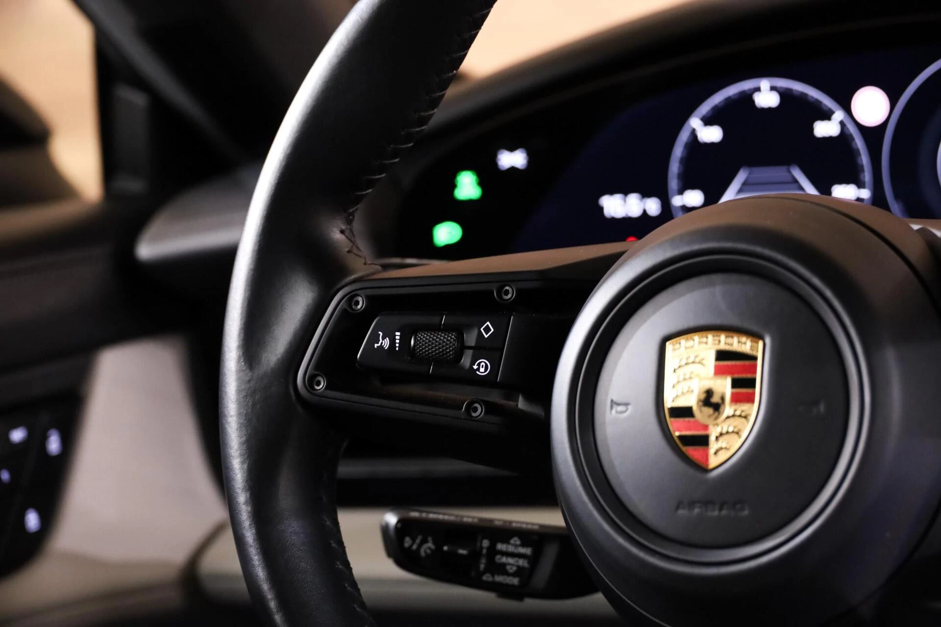 Hoofdafbeelding Porsche Taycan