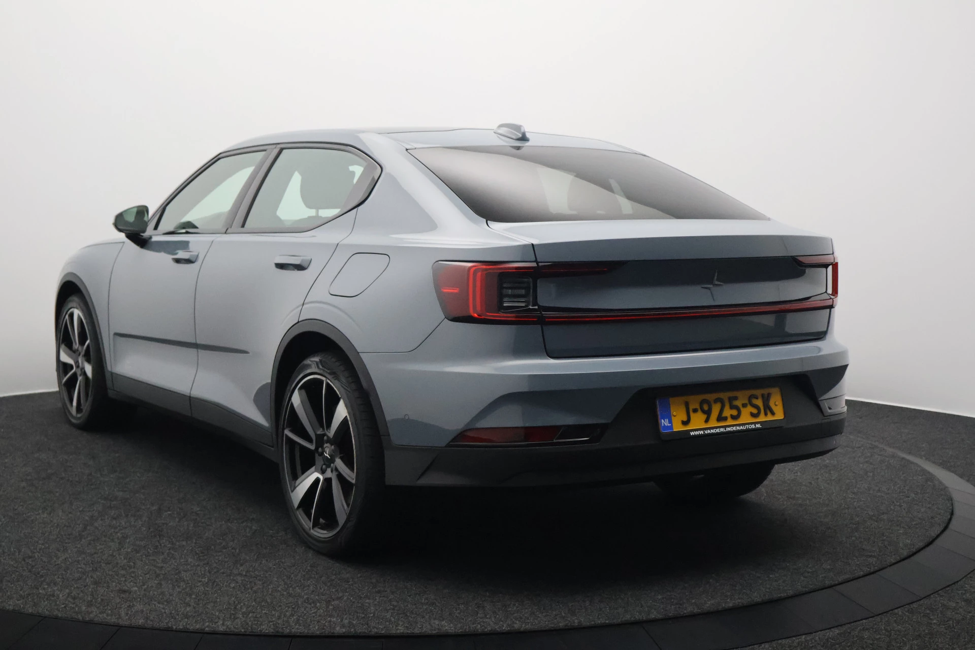 Hoofdafbeelding Polestar 2