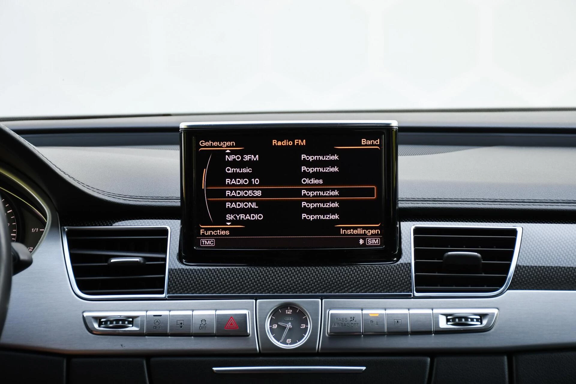 Hoofdafbeelding Audi S8