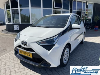 Hoofdafbeelding Toyota Aygo Toyota Aygo 1.0 VVT-i x-play AIRCO / CAMERA / GEEN AFLEVERKOSTEN