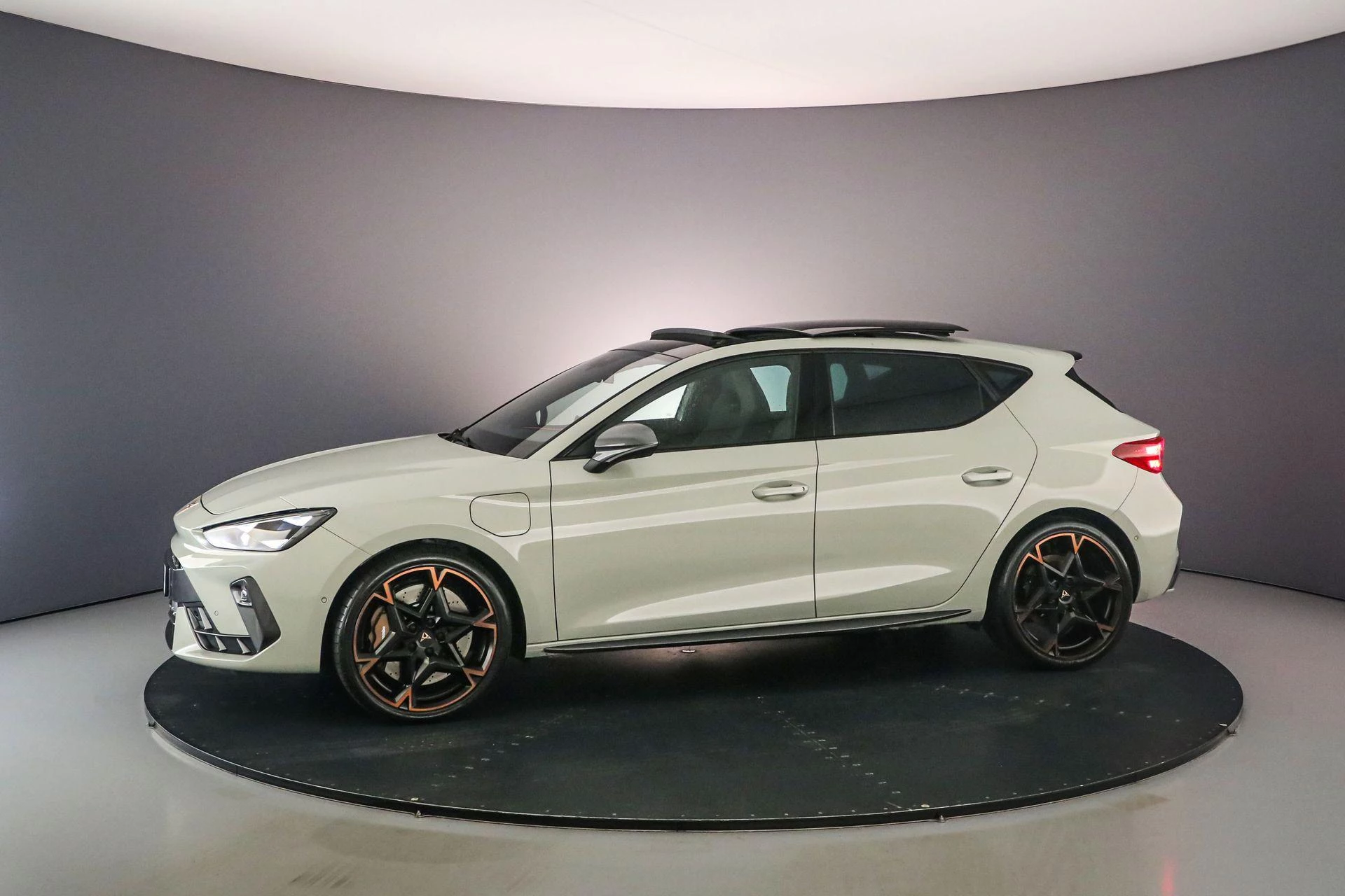 Hoofdafbeelding CUPRA Leon