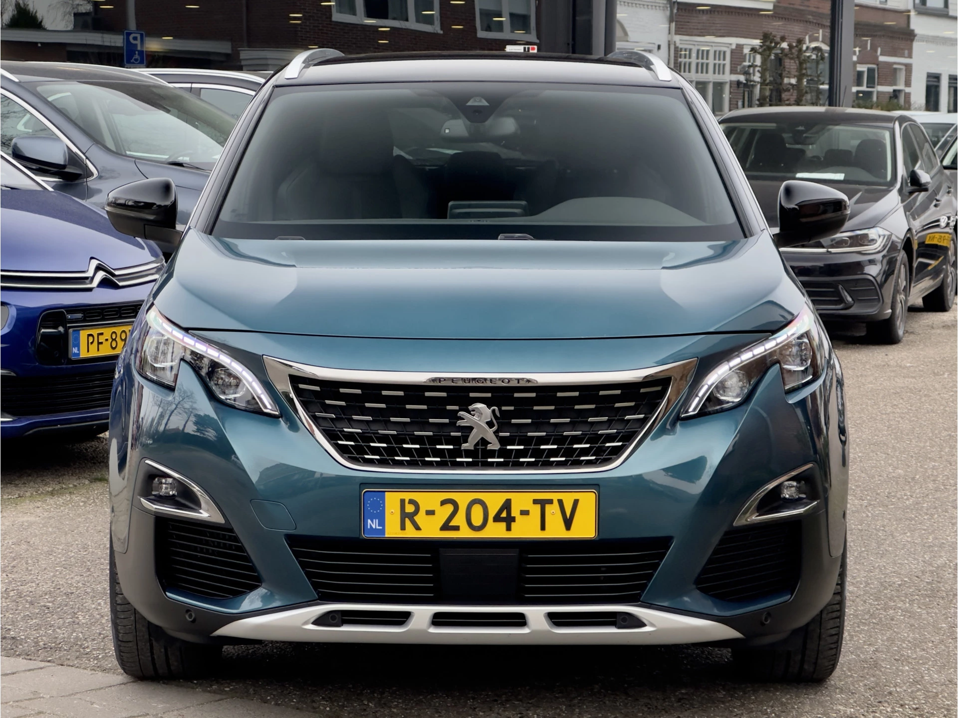 Hoofdafbeelding Peugeot 5008
