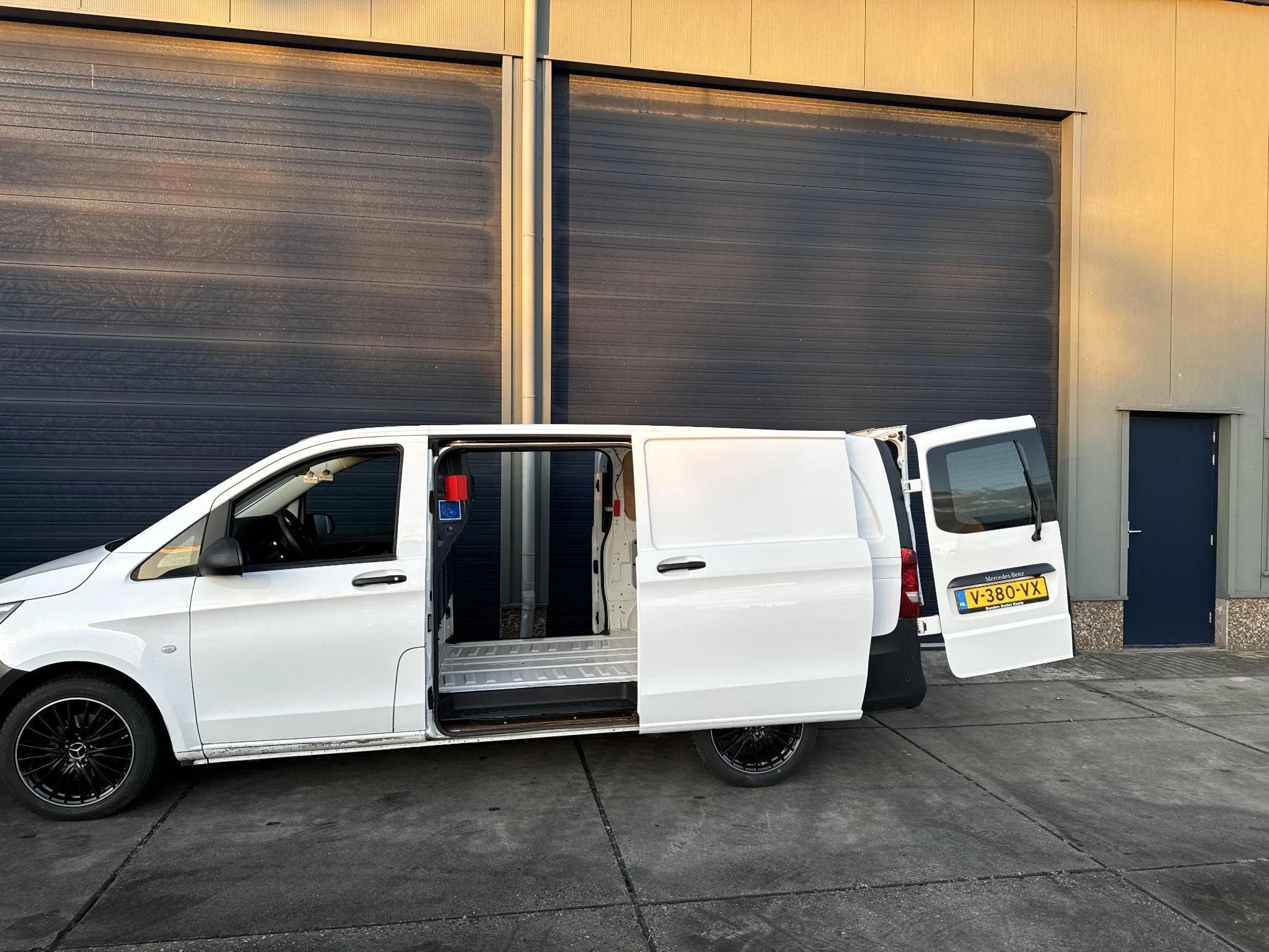 Hoofdafbeelding Mercedes-Benz Vito