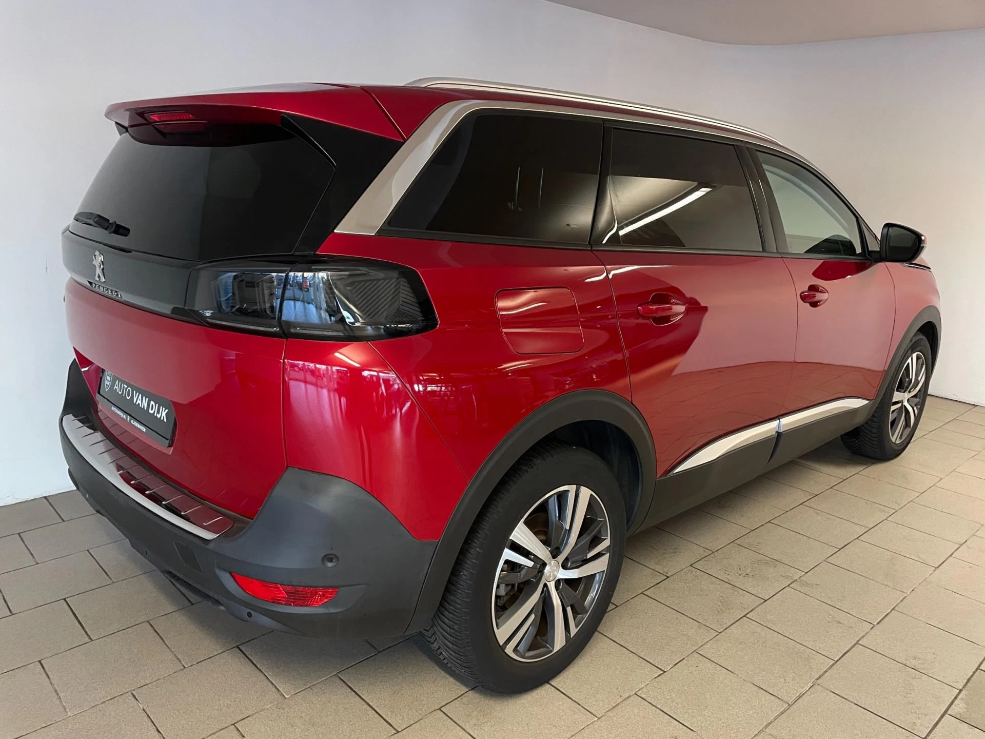 Hoofdafbeelding Peugeot 5008