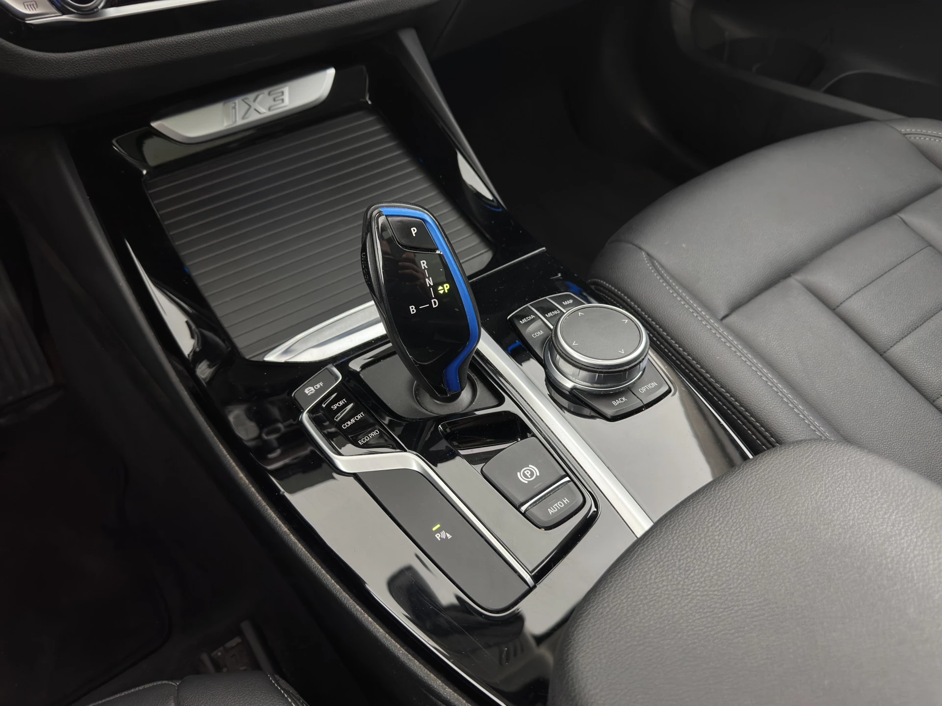 Hoofdafbeelding BMW iX3