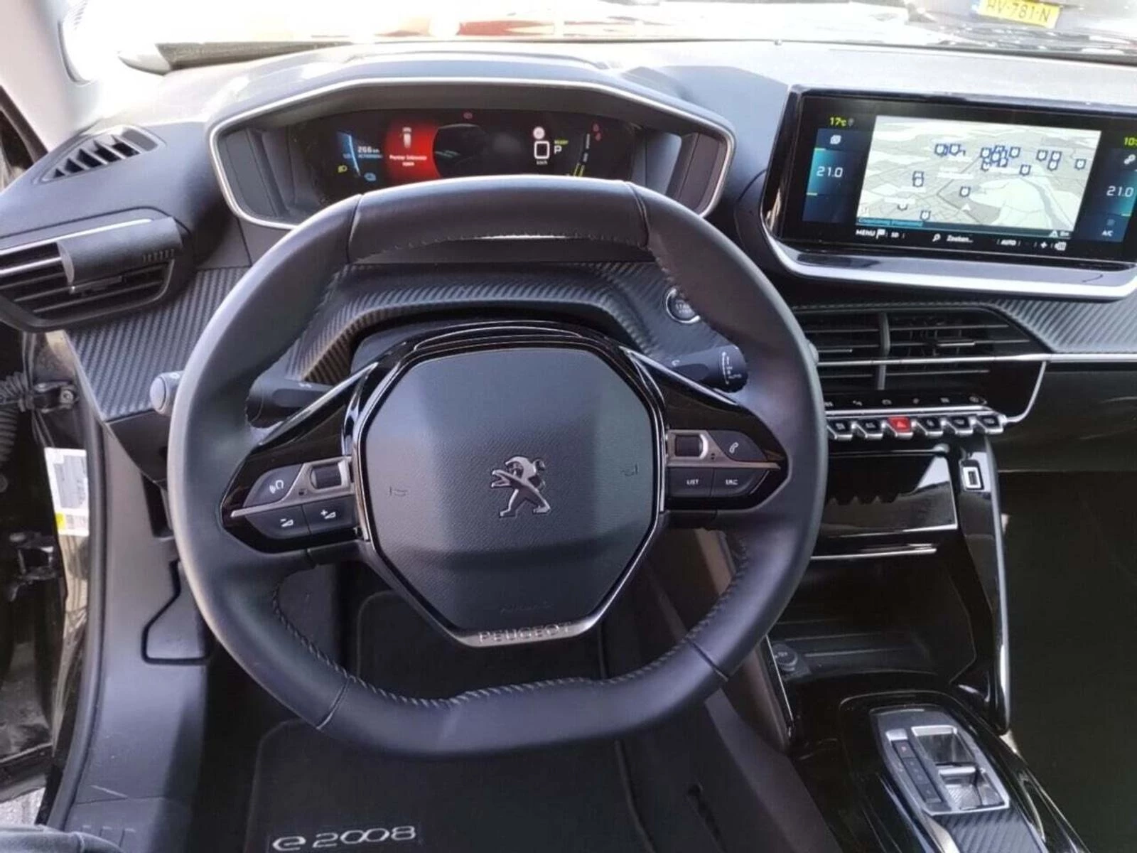 Hoofdafbeelding Peugeot e-2008