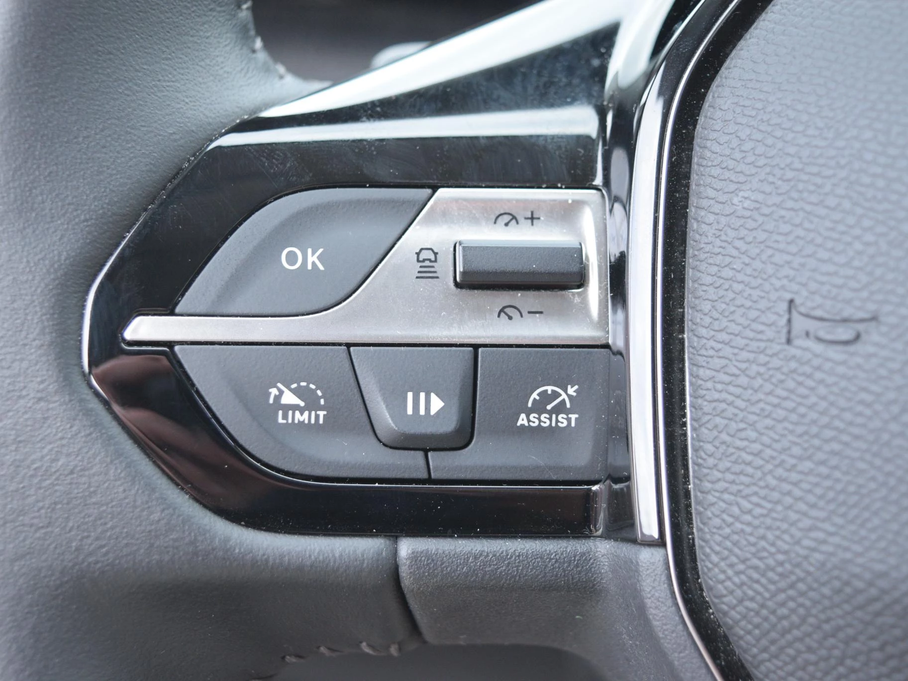 Hoofdafbeelding Peugeot 408