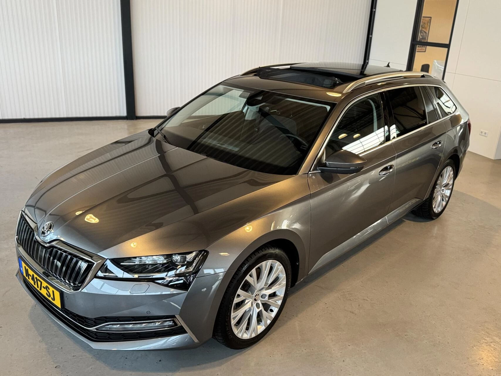 Hoofdafbeelding Škoda Superb