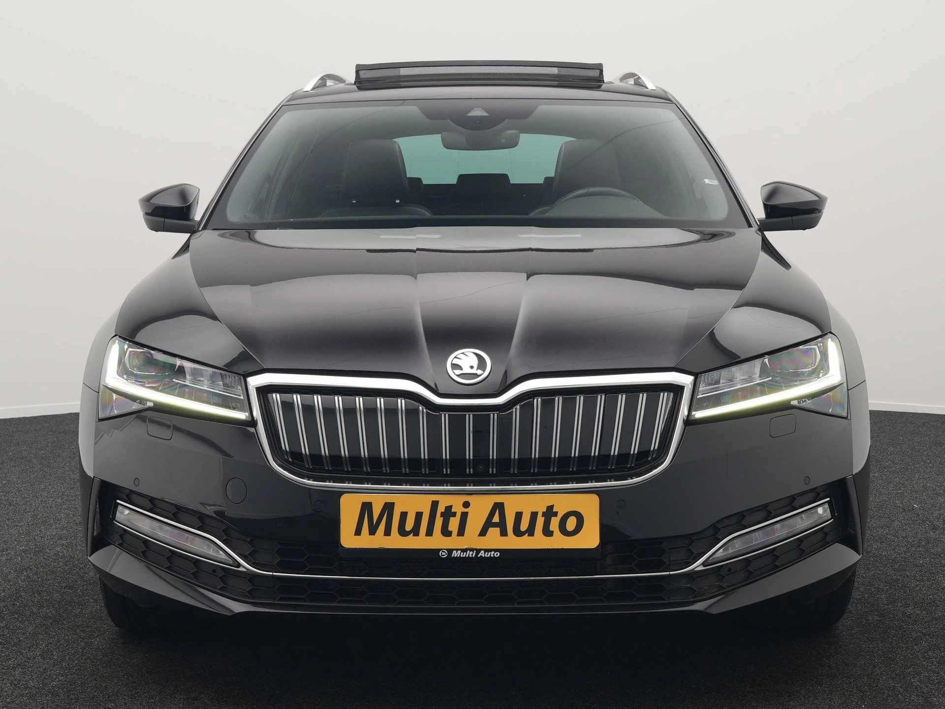 Hoofdafbeelding Škoda Superb