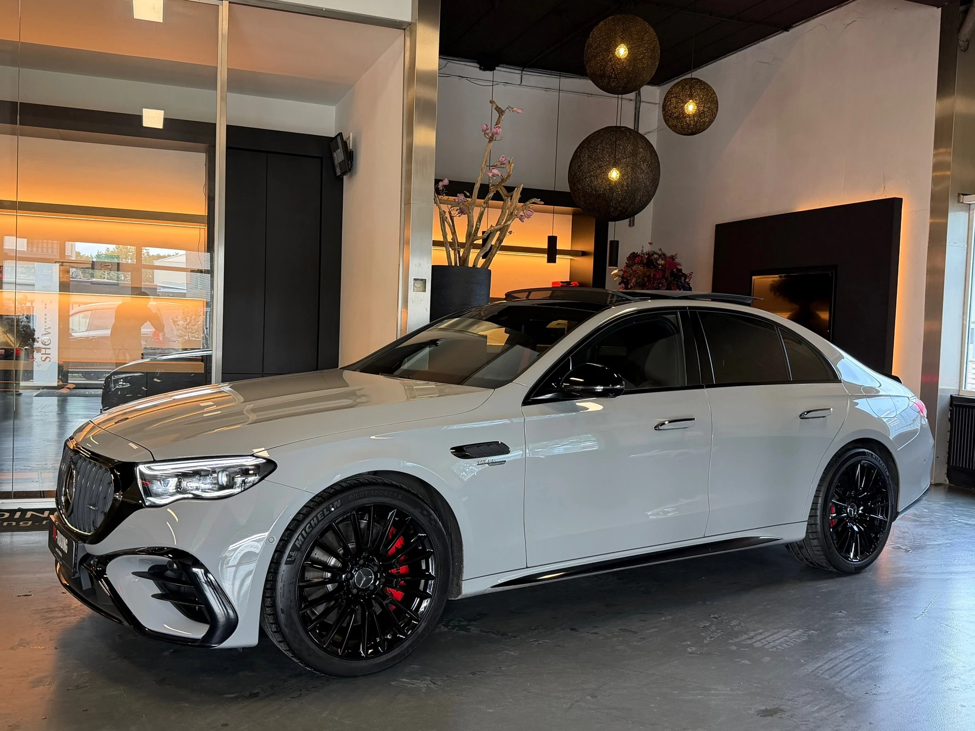Hoofdafbeelding Mercedes-Benz E-Klasse