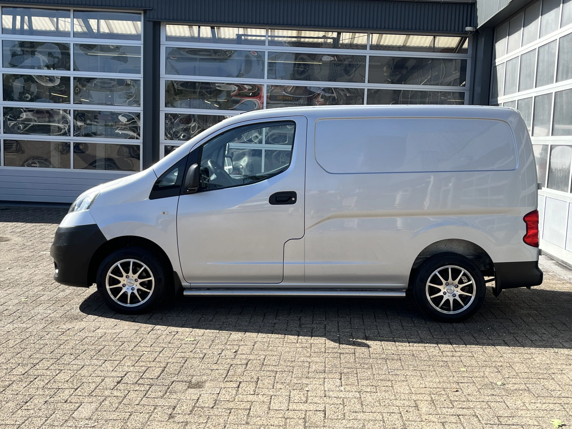 Hoofdafbeelding Nissan NV200