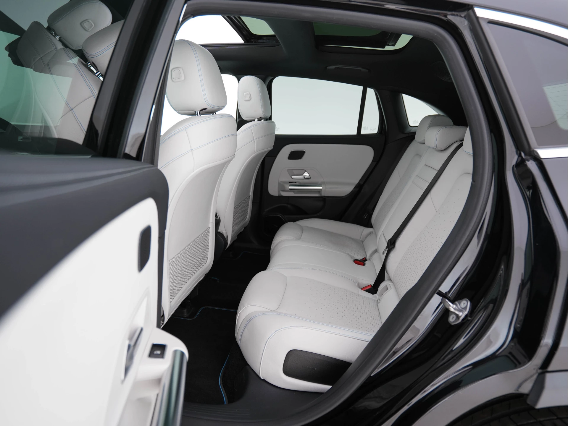 Hoofdafbeelding Mercedes-Benz EQA