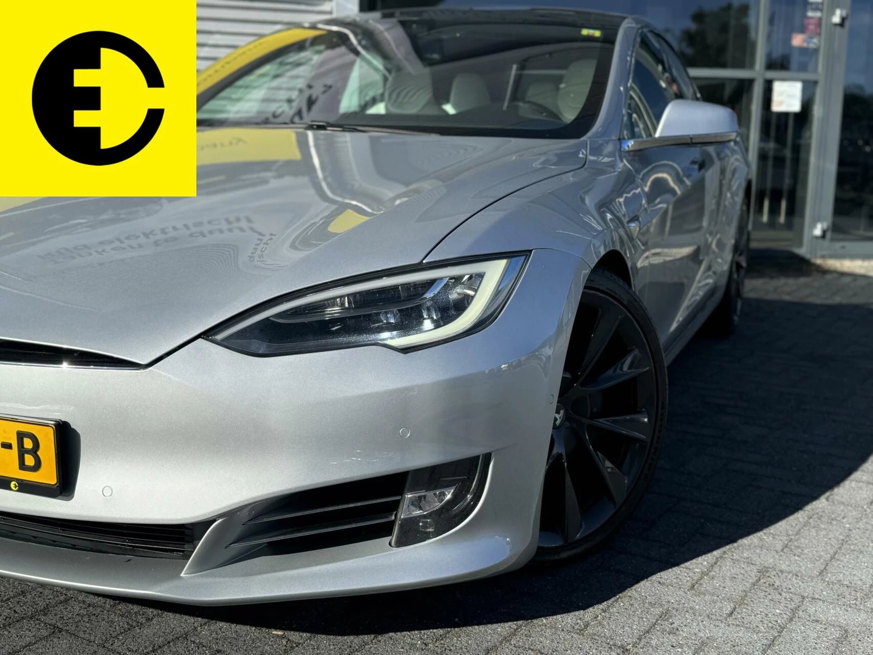 Hoofdafbeelding Tesla Model S