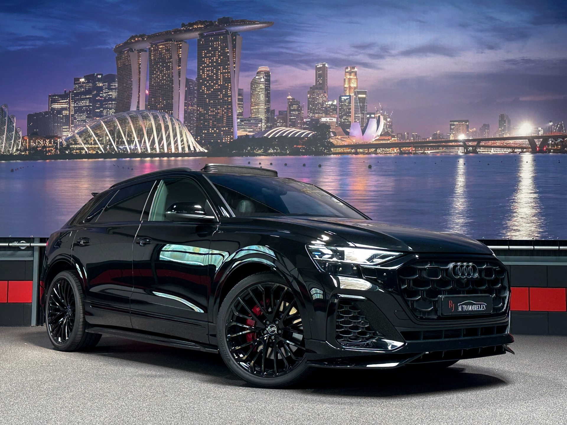 Hoofdafbeelding Audi Q8