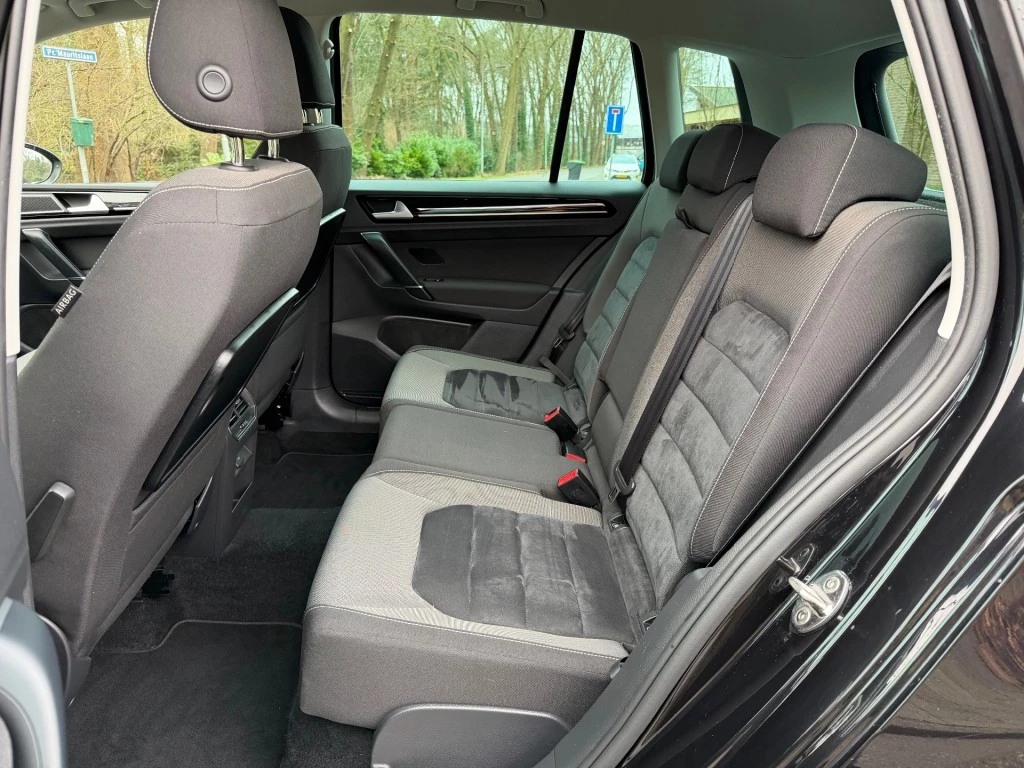 Hoofdafbeelding Volkswagen Golf Sportsvan