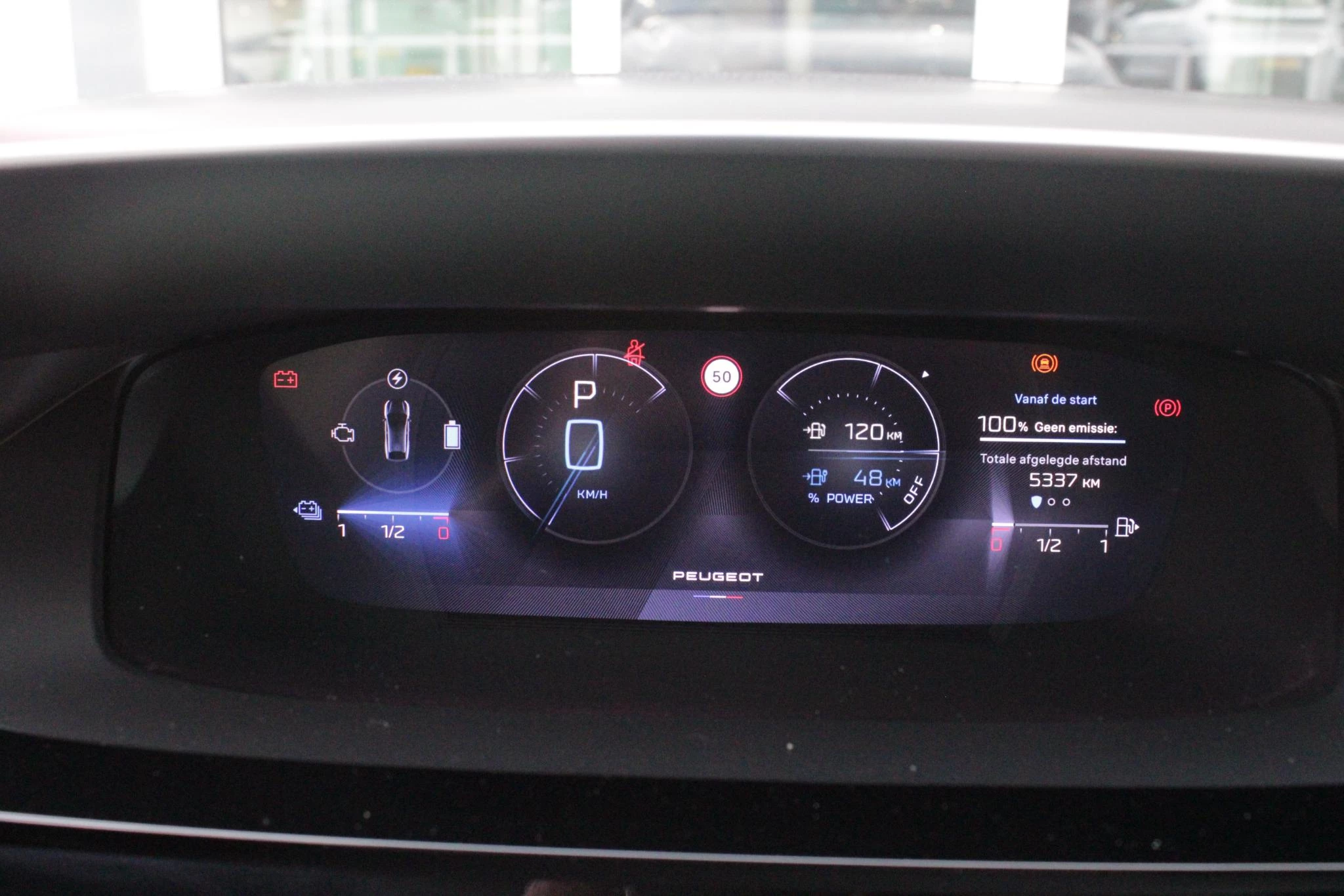 Hoofdafbeelding Peugeot 408