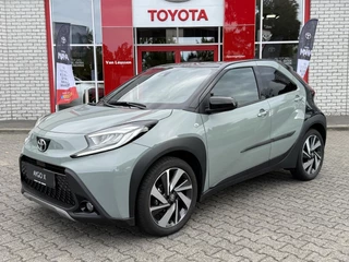 Toyota Aygo X S-CVT PREMIUM AUTOMAAT STOELVERW PARK-SENSOREN KEYLESS NAVI APPLE/ANDROID