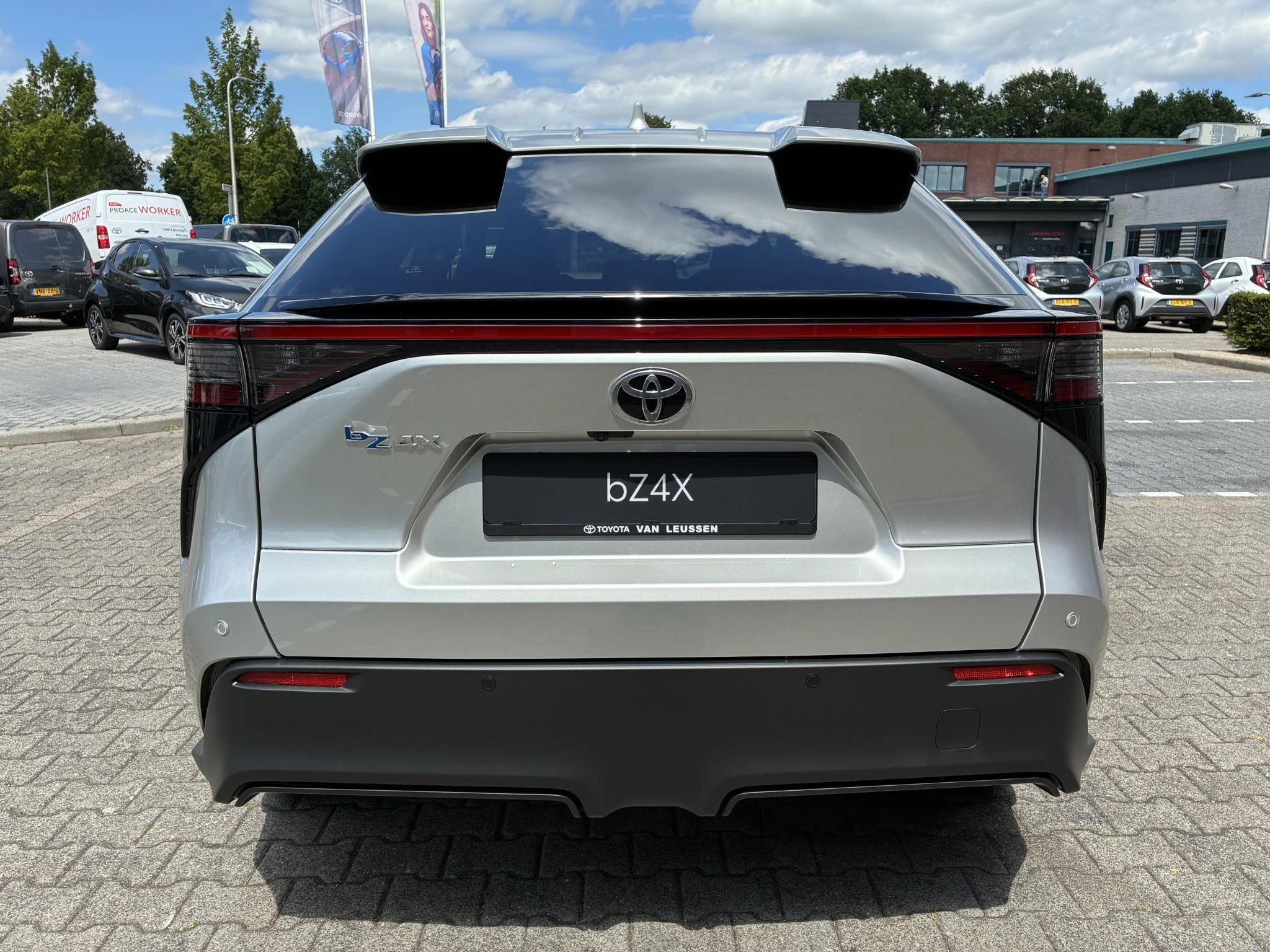 Hoofdafbeelding Toyota bZ4X