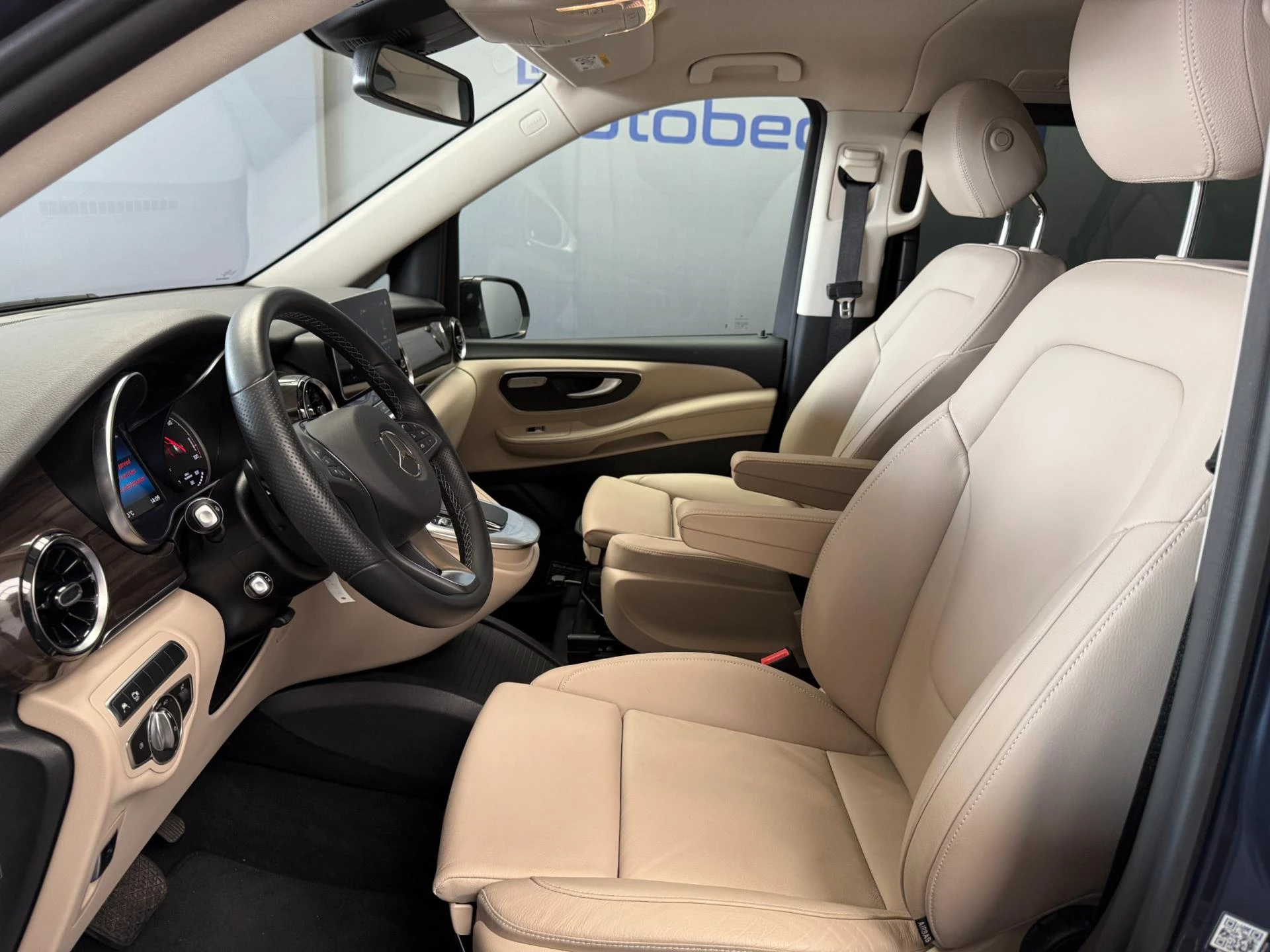 Hoofdafbeelding Mercedes-Benz EQV