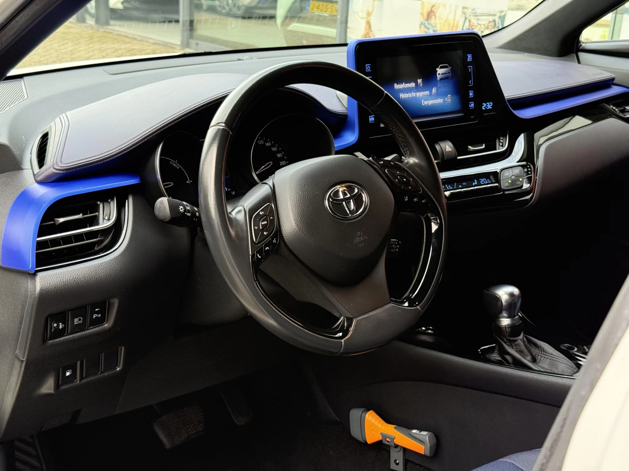 Hoofdafbeelding Toyota C-HR
