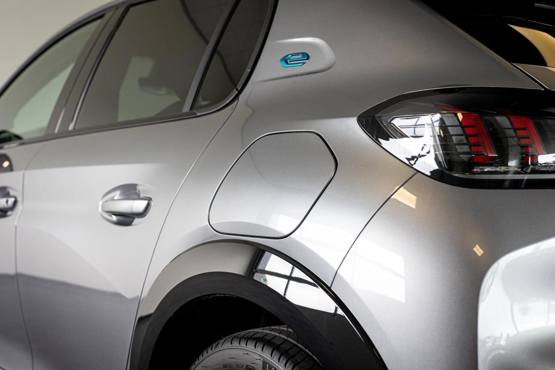 Hoofdafbeelding Peugeot e-208
