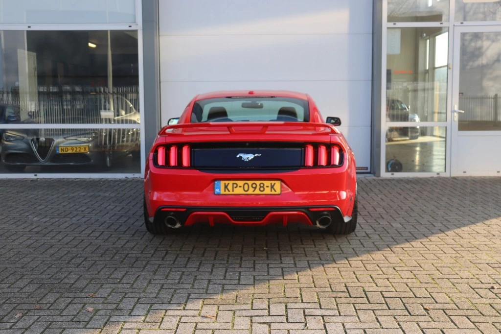 Hoofdafbeelding Ford Mustang