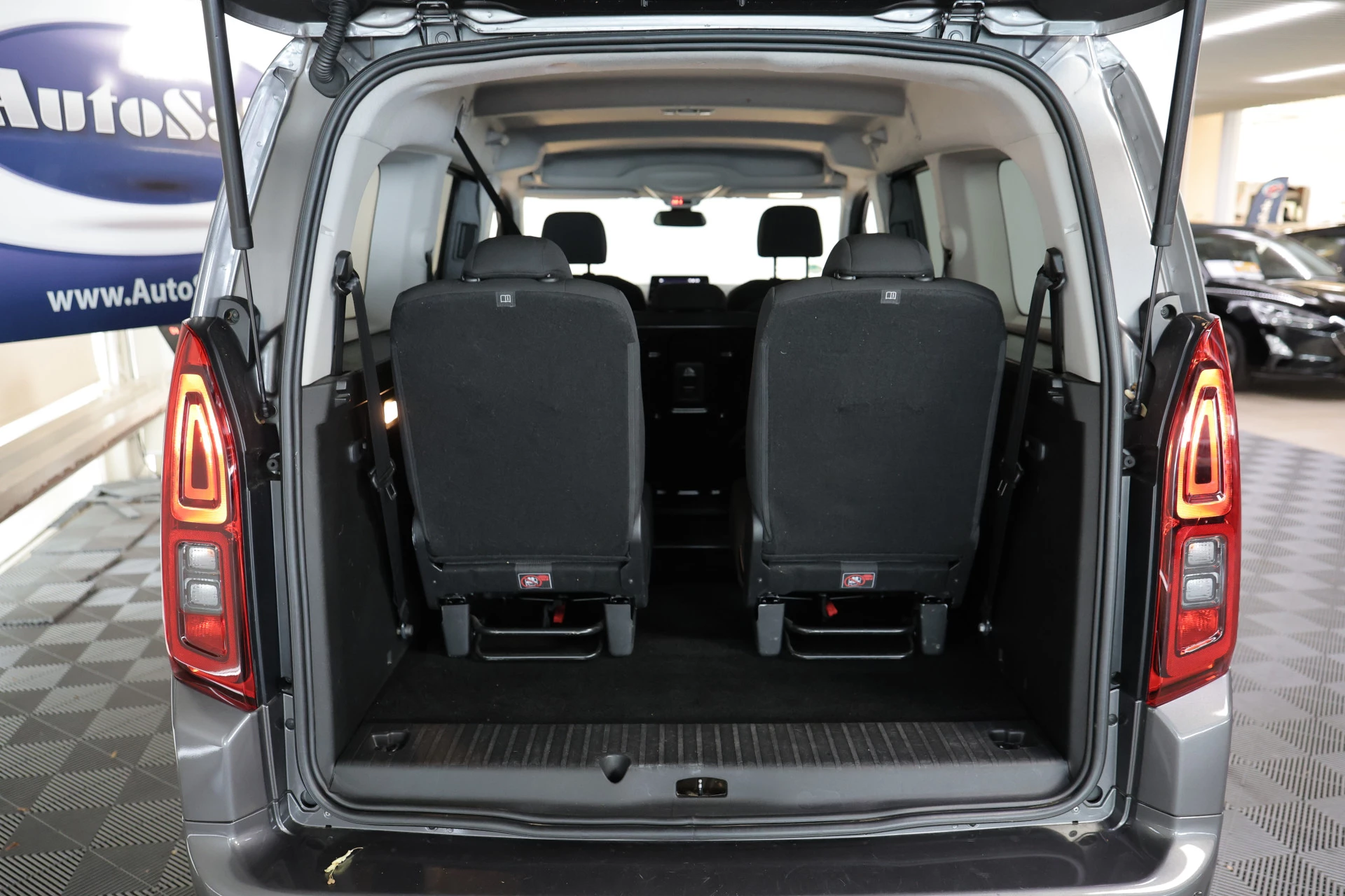 Hoofdafbeelding Opel Combo