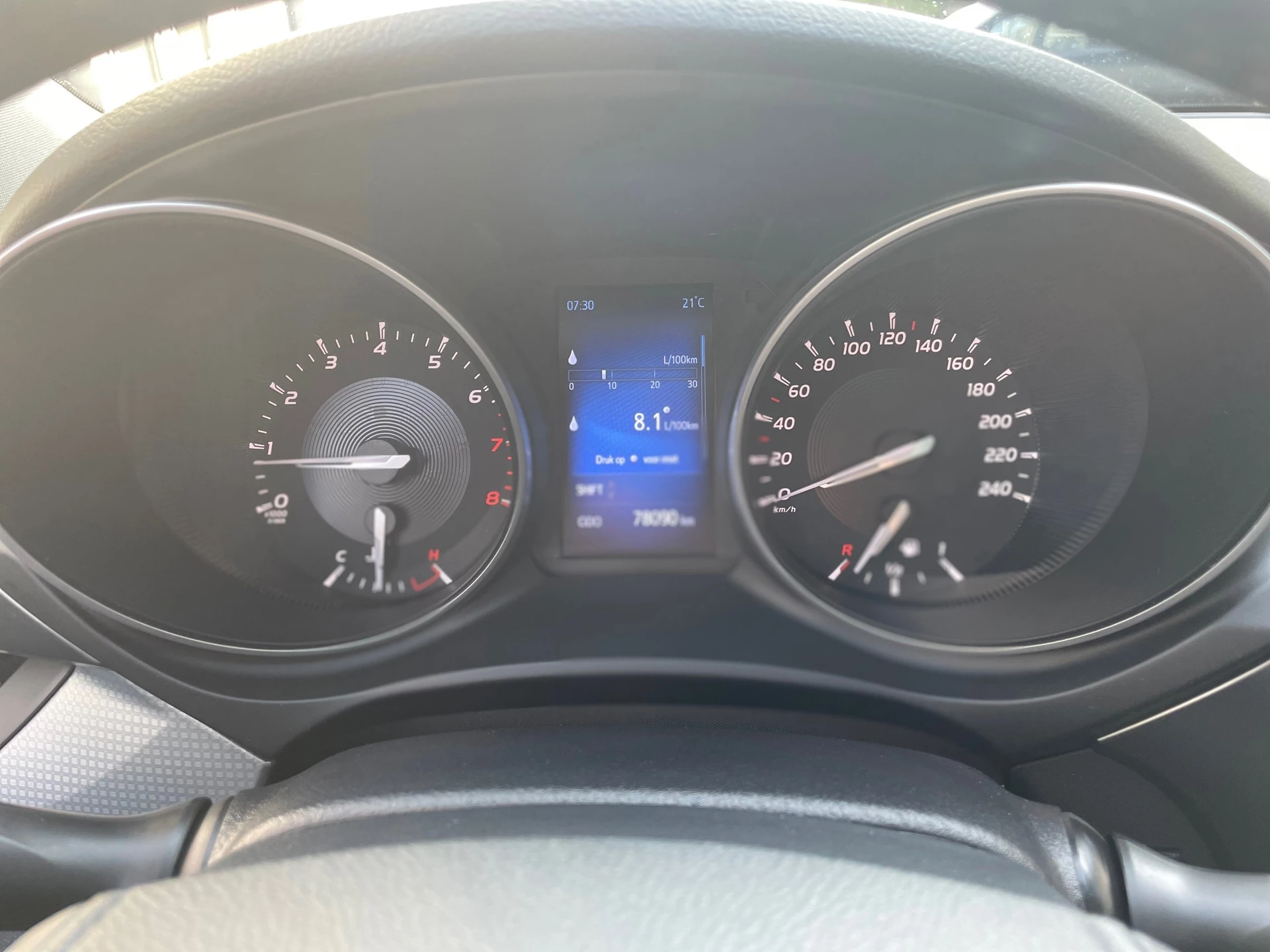 Hoofdafbeelding Toyota Avensis